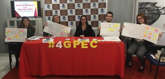 2019-08-19-4GPEC Professora e acadêmicos participam do 2º colóquio do 4º Grupo de Pesquisas em Direito Eleitoral ...