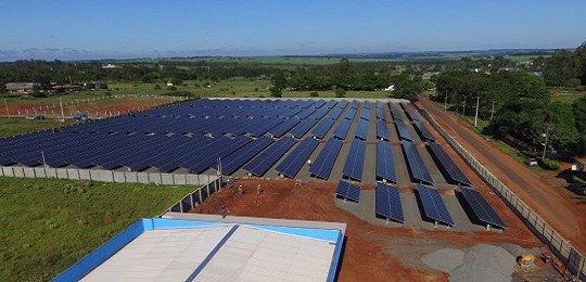2020-06-04-usina Usina fotovoltaica em Paranavaí