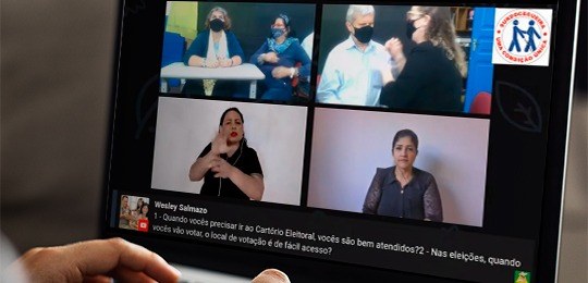 27 de junho: Dia Internacional da Pessoa Surdocega Foto da tela de notebook exibindo o evento on-line