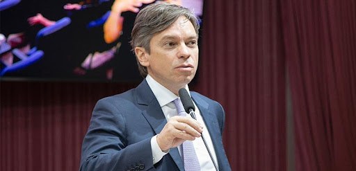 Dr. Valcir Mombach, diretor-geral do TRE-PR