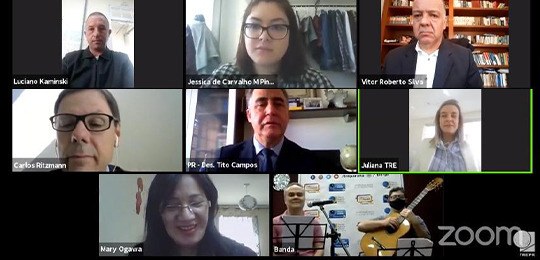 Escola Judiciária do TRE-PR faz lançamento do projeto “Você e o Voto #MeContai” Reprodução de uma sala de videoconferência com nove participantes