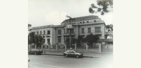Foto da 4ª sede do TRE-PR Museu Paranaense, antigo Palácio do Governo