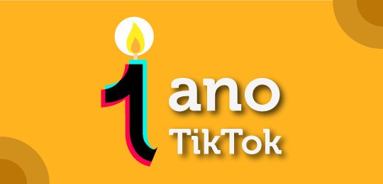 Imagem de fundo amarelo. No centro, há o número "1" preto, formado com metade da logo do TikTok,...