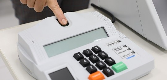 Mais 15 municípios iniciam biometria no PR Mais 15 municípios iniciam biometria no PR