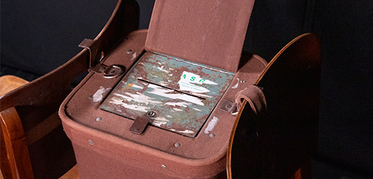 Foto da urna de lona aberta