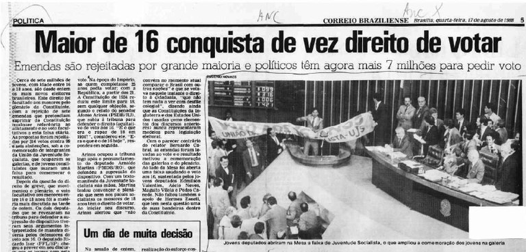 A fotografia é de um jornal publicado em 17 de agosto de 1988 com a manchete que diz: Maior de 1...