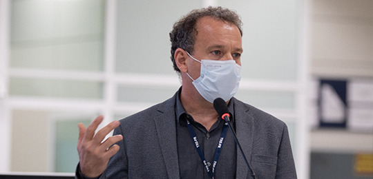 Na foto, o coordenador de Contas Eleitorais e Partidárias, Paulo Esteves, durante sua fala no ev...