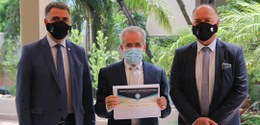 Da esquerda para a direita, o presidente do Tribunal Regional Eleitoral do Paraná (TRE-PR), dese...