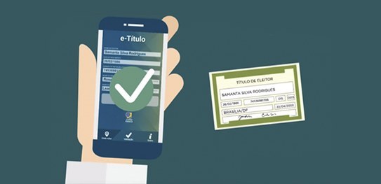 Saiba como solicitar a transferência do domicílio eleitoral Desenho de uma mão segurando um celular mostrando o aplicativo e-Título e um título de eleitor a...