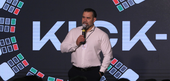 Na fotografia, vê-se o secretário de Tecnologia da Informação, Gilmar Jose Fernandes de Deus se ...