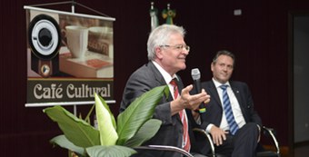 TRE-PR-cafe-cultural-sebastian-scheerer TRE-PR café cultural Sebastian Scheerer