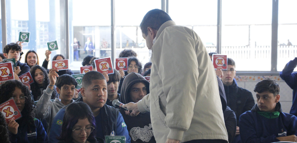 TRE-PR capacita 200 estudantes contra a disseminação de conteúdos enganosos na ação “Detetives da Cidadania” 2