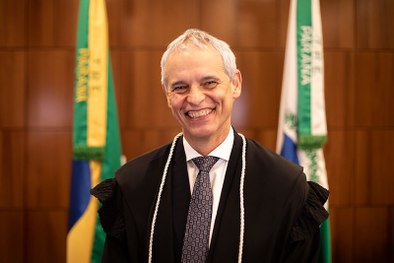 TRE-PR Corregedor Des. Fernando Prazeres