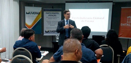  Dr Carlos Ritizmann - EJE- em congresso da Uvepar 