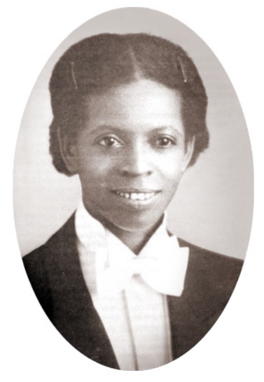 TRE-PR - Fotografia de Enedina Alves Marques