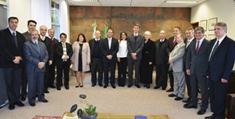 TRE-PR-posse-dr-roberto-tavernaro TRE-PR-posse-dr-roberto-tavernaro