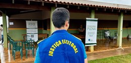 Foto de um prédio, no qual foi prestado atendimento pelo Programa Cidadania Plena. Trata-se de u...
