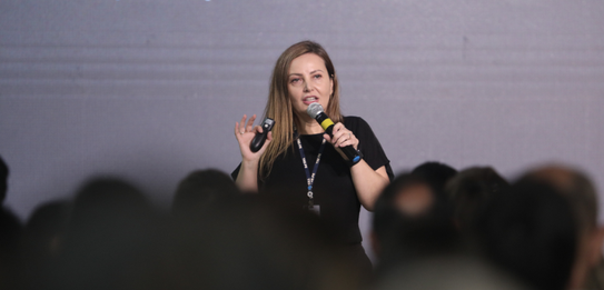 Na fotografia, vê-se o secretário de Tecnologia da Informação, Gilmar Jose Fernandes de Deus se ...